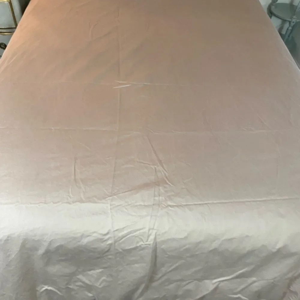 Luxurious Tan Bedding Sheet Set by Feildcrest 100% Egyptian cotton